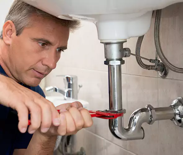 Expert Plumber for Clogged Sewer Line Repair in Lindenhurst, NY: Schedule Affordable Sewer Cleaning Services with Us