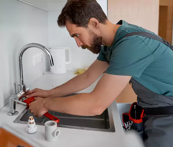 Professional Faucet Replacement Specialist in Lindenhurst, NY: Schedule Affordable Faucet Replacement Services with Us