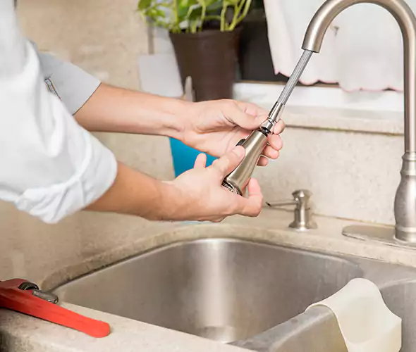 Expert Plumber for Rooter Services in Lindenhurst, NY: Trusted Drain and Sewer Cleaning Professionals