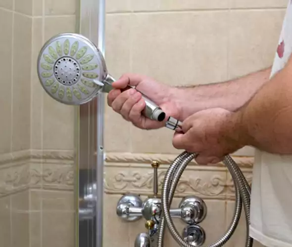 Professional Shower Repair Specialist in Lindenhurst, NY: Schedule Affordable Shower Services with Us